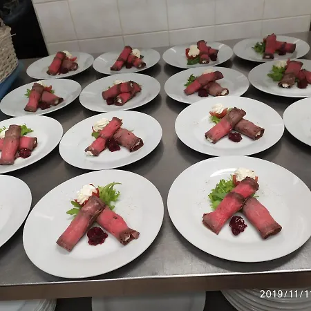 Penzion A Restaurace Nad Hradem