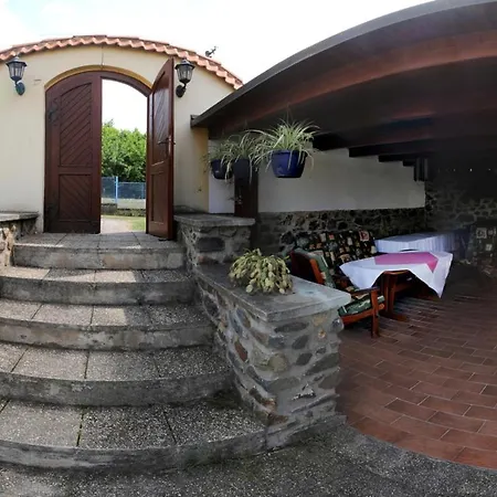 Guest house A Restaurace Nad Hradem *