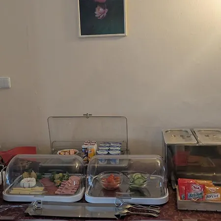 A Restaurace Nad Hradem Křivoklát