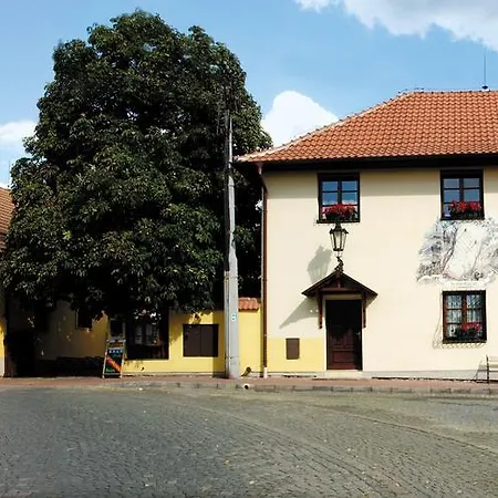 A Restaurace Nad Hradem * Křivoklát