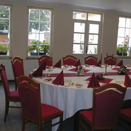 Penzion A Restaurace Nad Hradem