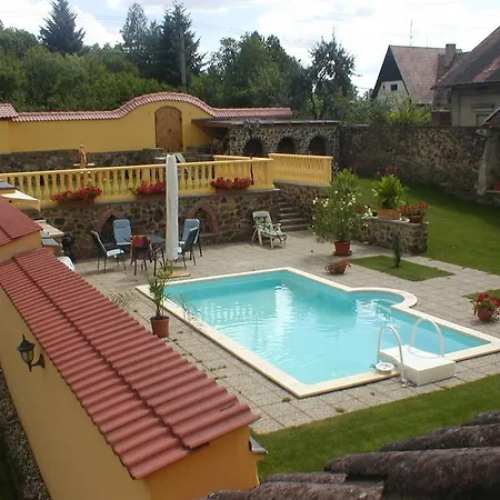 A Restaurace Nad Hradem Penzion