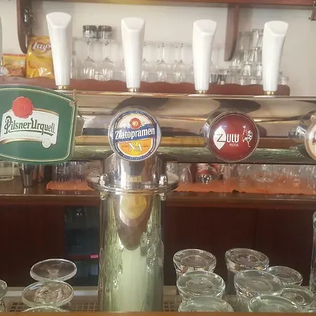 Penzion A Restaurace Nad Hradem *