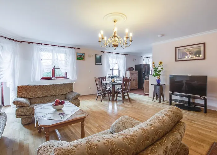 A Restaurace Nad Hradem Penzion *