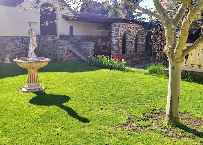 Maison d'hôtes A Restaurace Nad Hradem *