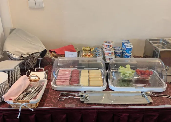 A Restaurace Nad Hradem Křivoklát