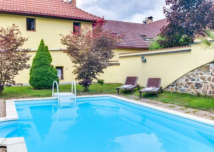 A Restaurace Nad Hradem Maison d'hôtes