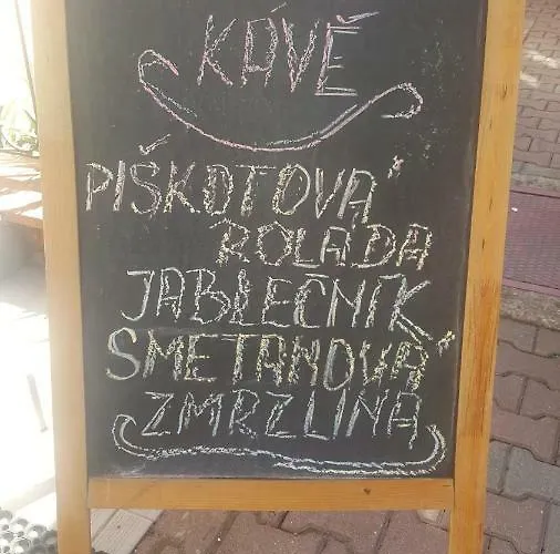Penzion A Restaurace Nad Hradem *